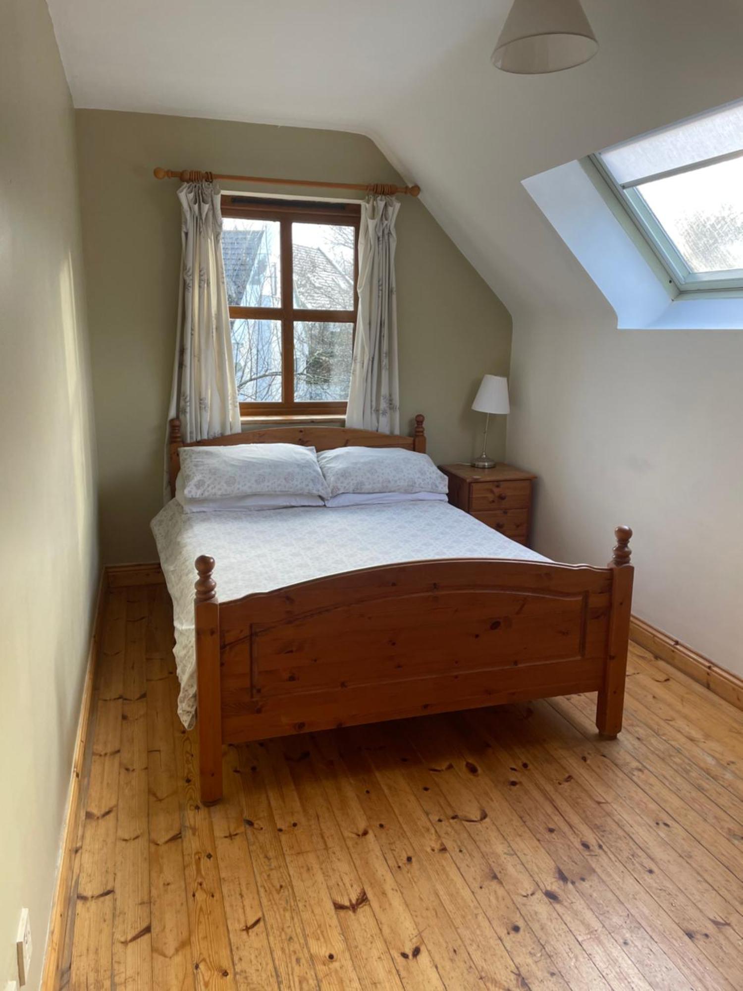 Letterfrack Farmhouse On Equestrian Farm In Letterfrack Beside Connemara National Park Tullywee Bridge Buitenkant foto